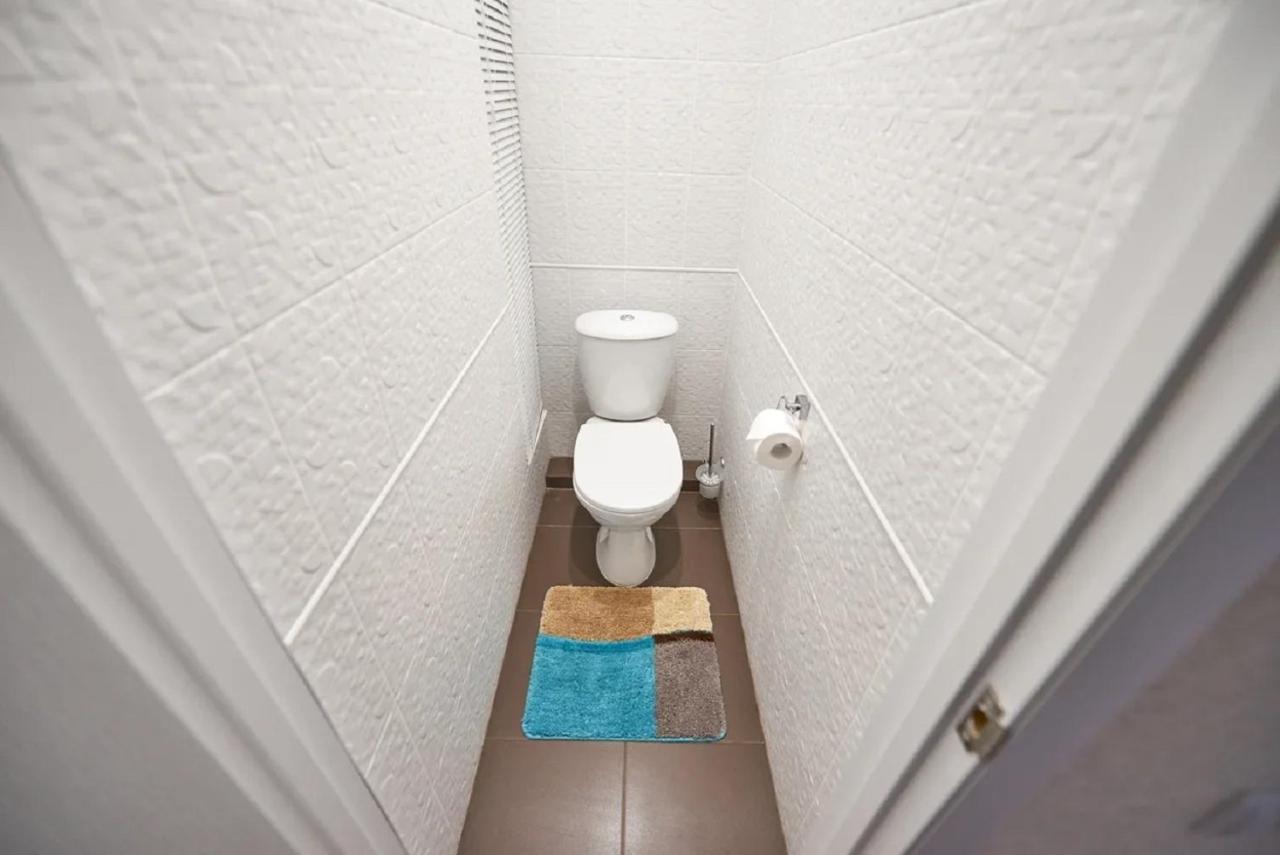Paulmarie Apartments On Prs. Mira 25B Могильов Екстериор снимка